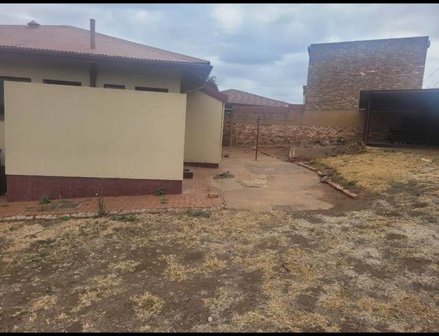 3 BEDROOM HOUSE FOR SALE IN KWAGGASRAND